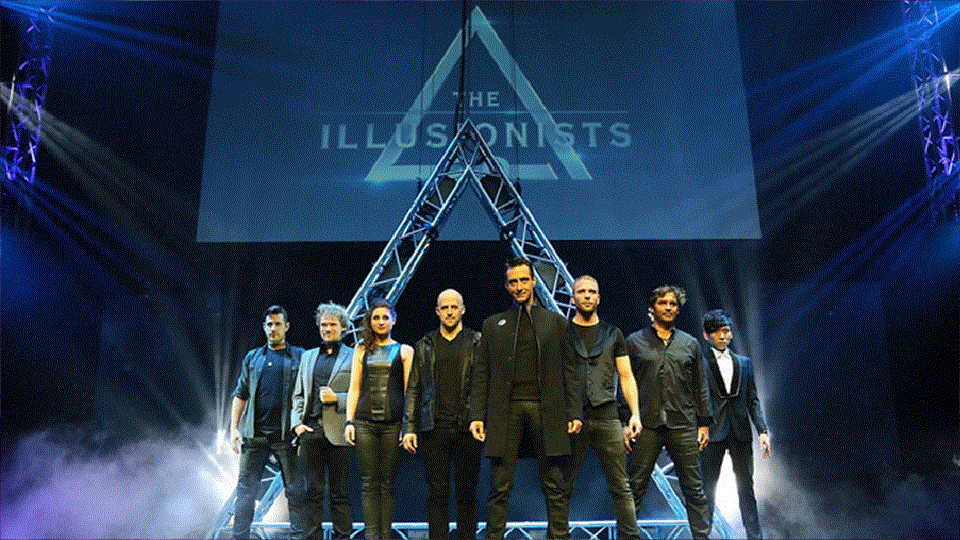 ILLUSIONIST TOUR