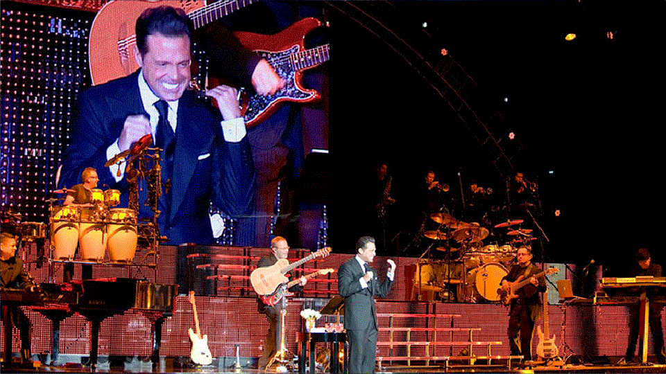 LUIS MIGUEL